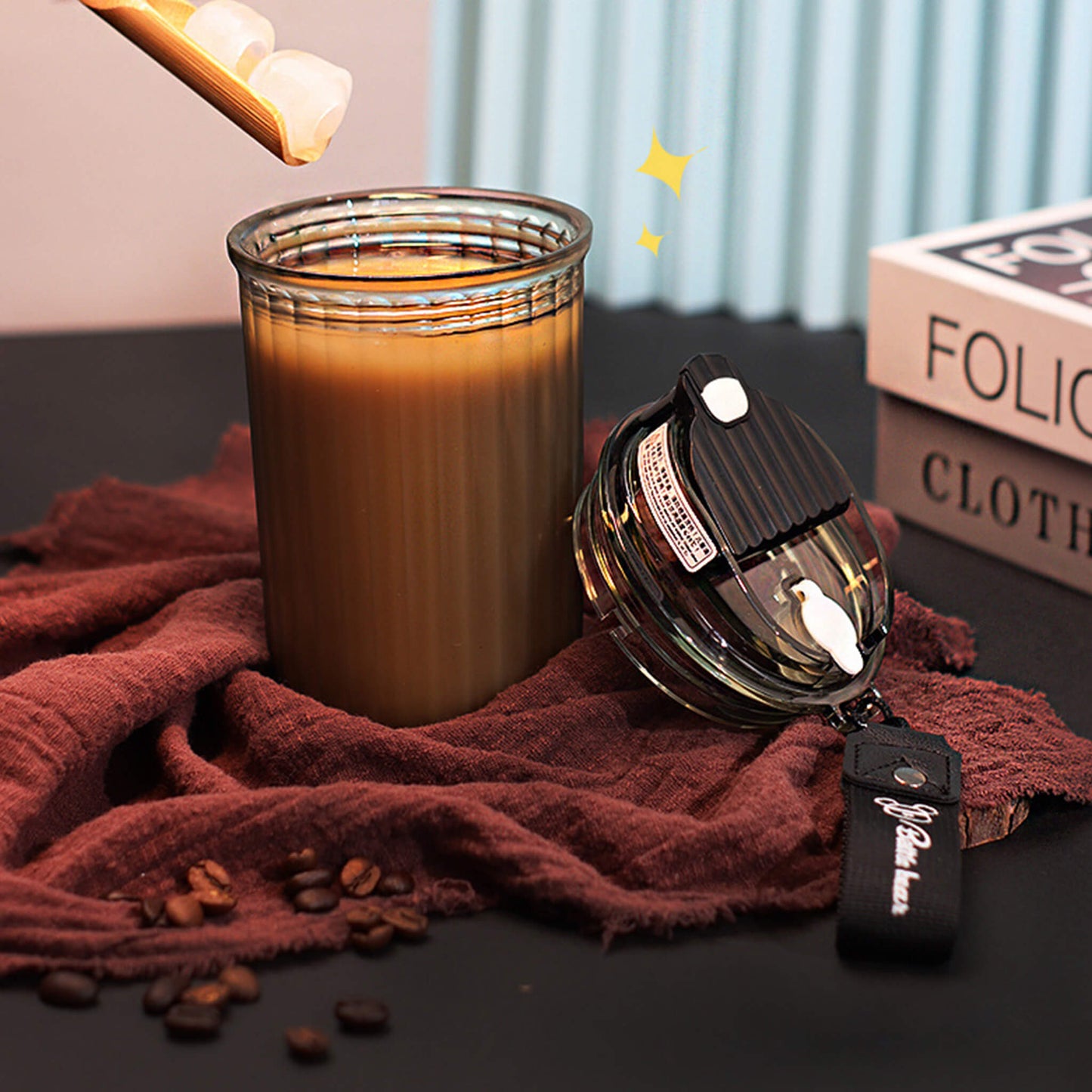 Frosted Plastic Cup with Lid Reusable Drinkware