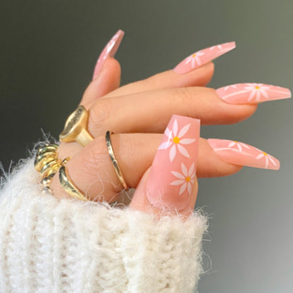 Daisy Pink Medium Square Press-On Nails 24 Pcs