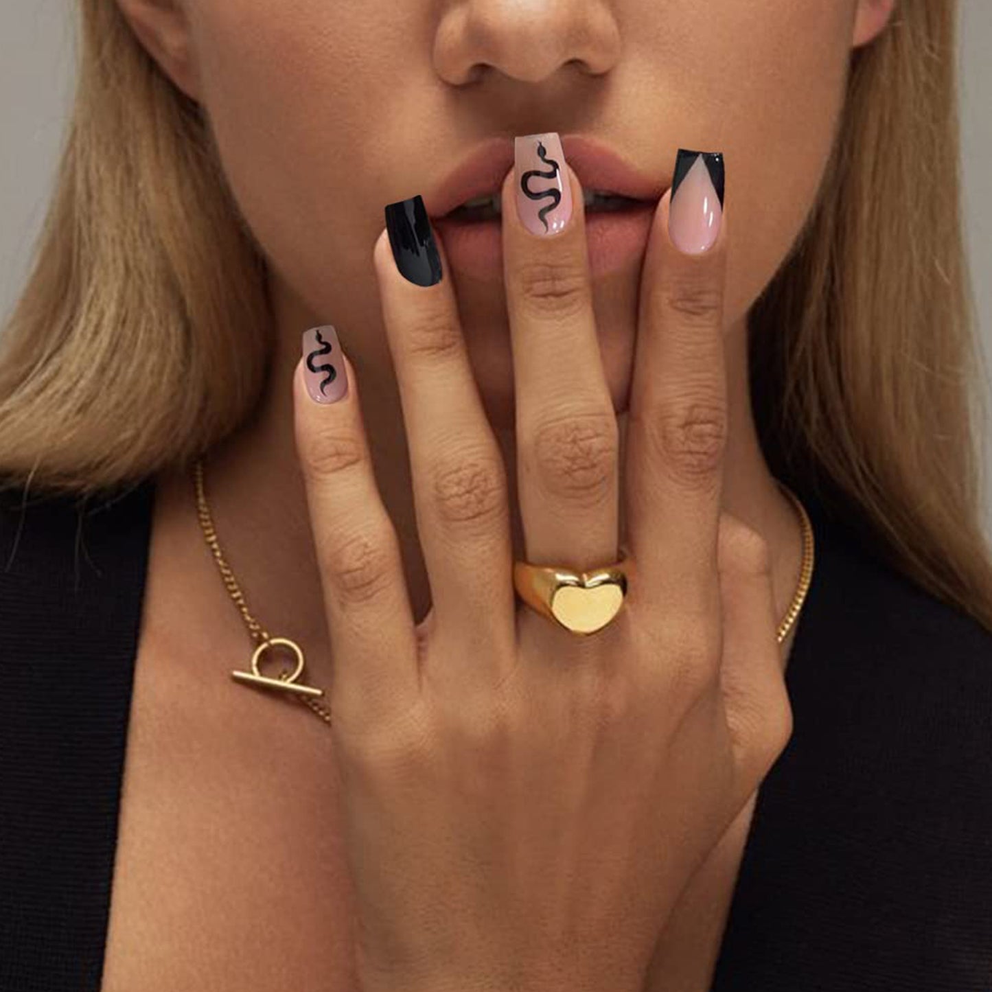 Snake Black Medium Square Press-On Nails 24 Pcs