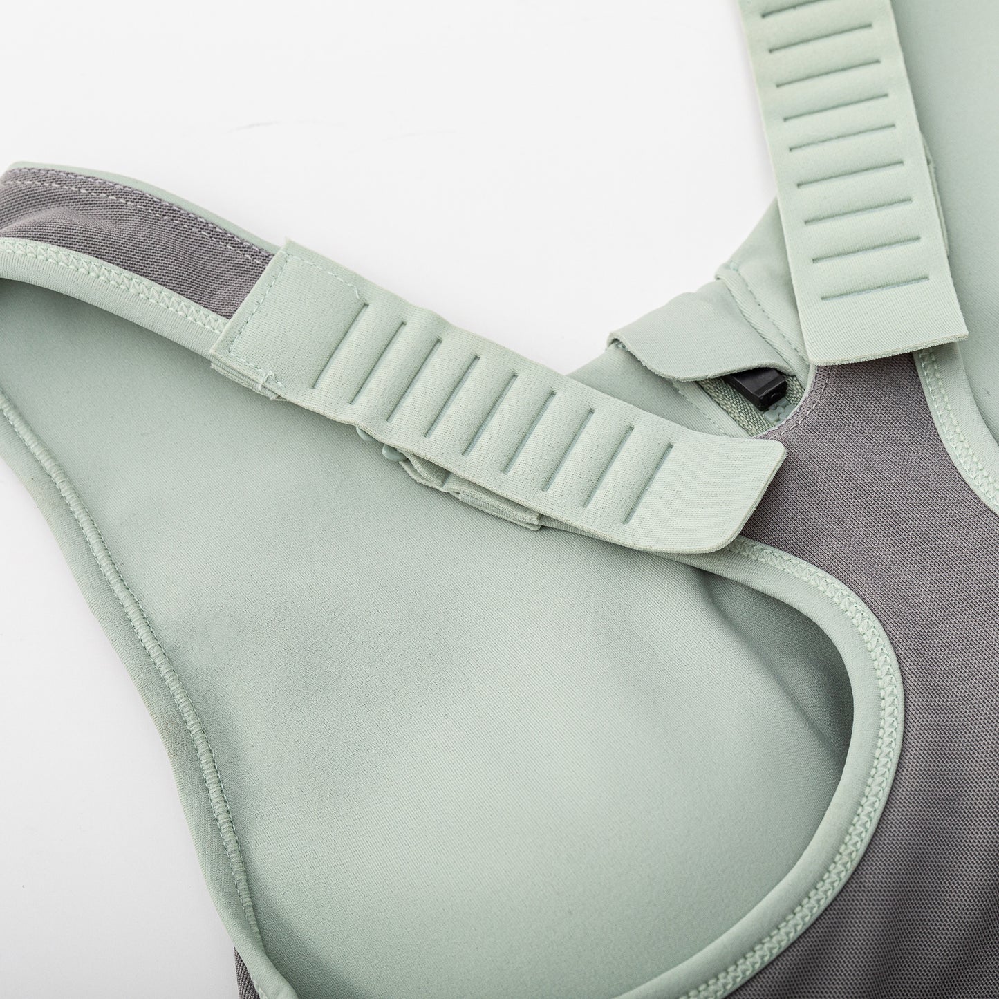 Women's Front-Zip Bra High Impact Full-Support.