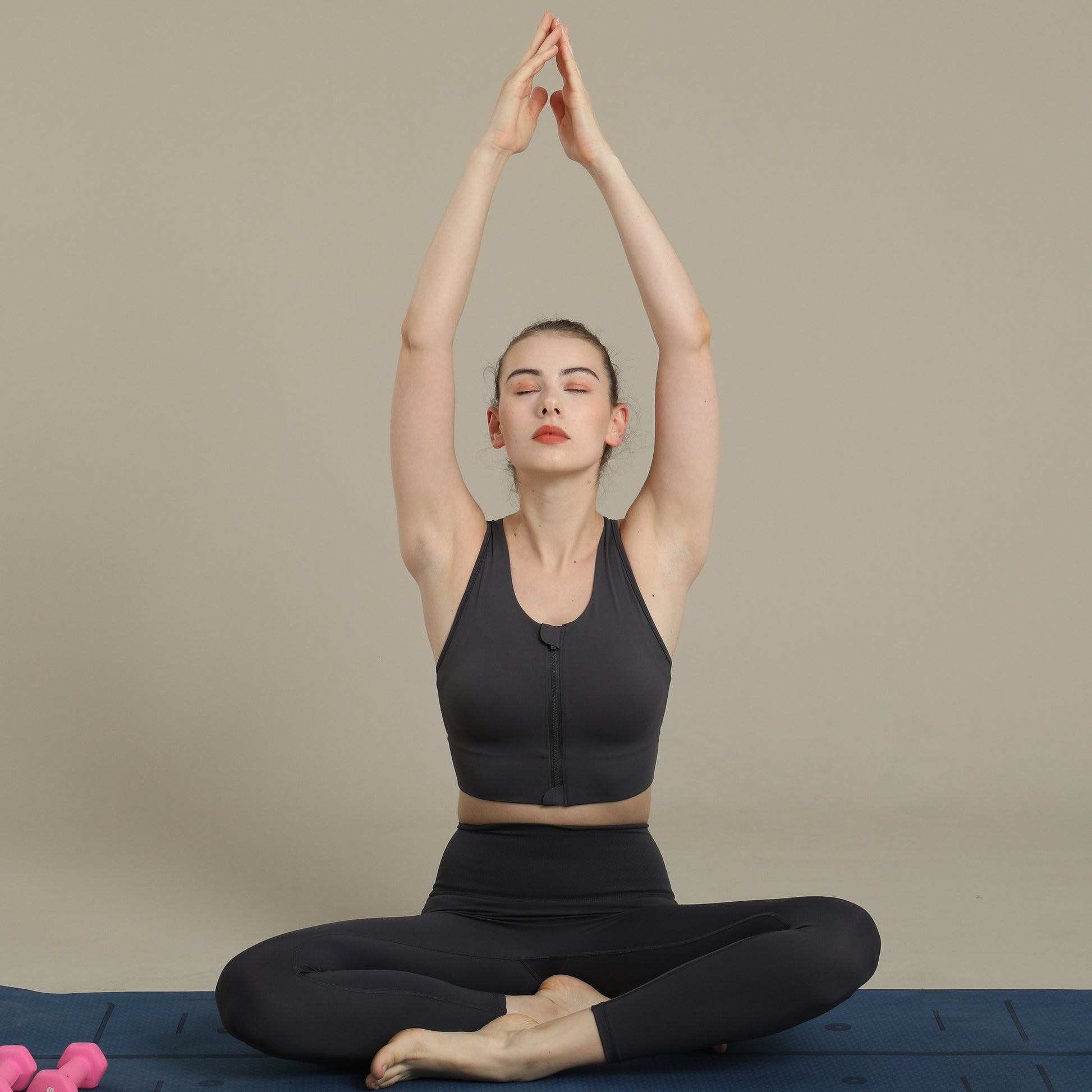 Women's Front-Zip Bra High Impact Full-Support.